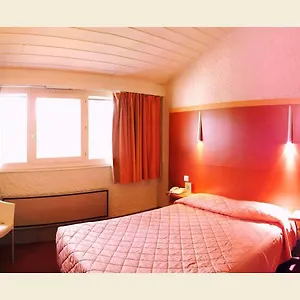 la-bourbonnaise.hotels-rhonealpes.com/